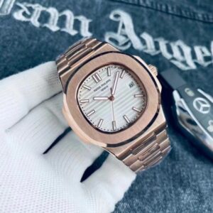 Patek_philippee Nautilus Quartz