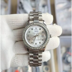 Rolexx Oyster perpetual Day Date Diamond 40 Battery - J869