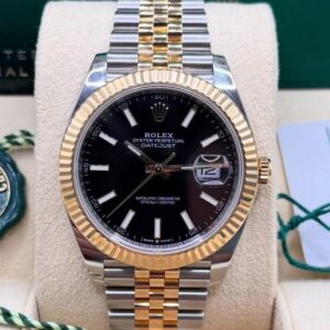 Role_x Oyster perpetual Date Just Automatic